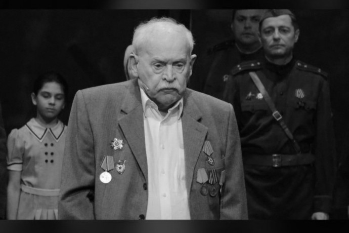 Умер старейший актёр театра Российской Армии Александр Петров