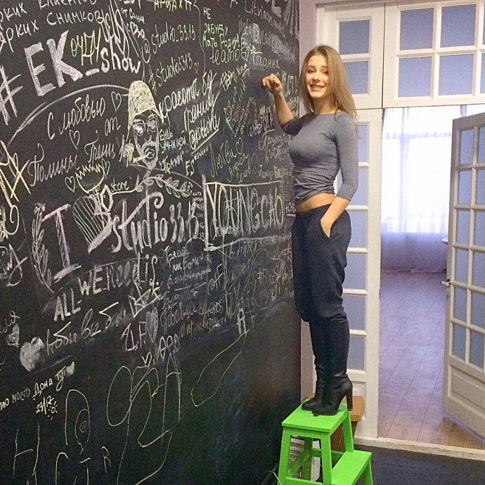 Лиза Арзамасова сообщила о гормональных переменах, связанных с беременностью