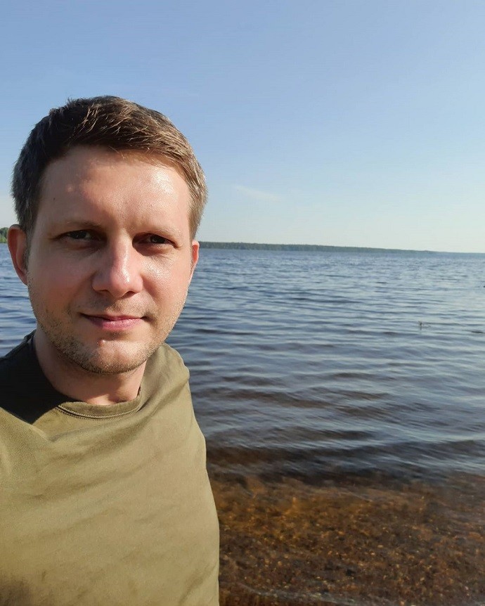 Борис Корчевников заинтриговал поклонников фотографией с девушкой Борис Корчевников заинтриговал поклонников фотографией с девушкой