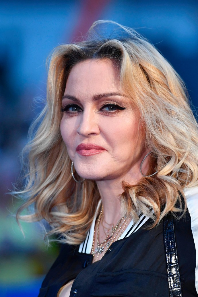 Мадонна заявила, что задолжала России 1 миллион долларов