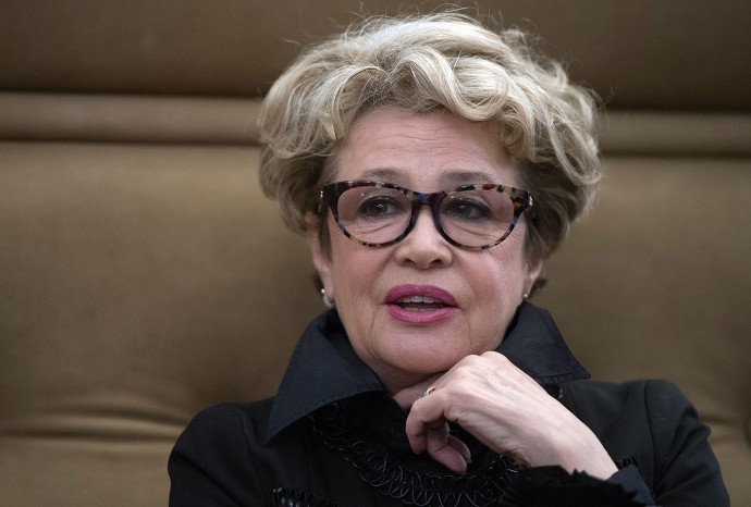 Марина Неелова объяснила уход Сергея Гармаша из "Современника" Марина Неелова объяснила уход Сергея Гармаша из "Современника"
