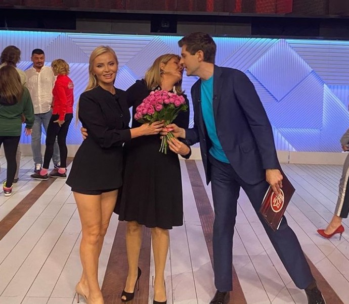 Дана Борисова ответила на критику своих "целлюлитных ног"