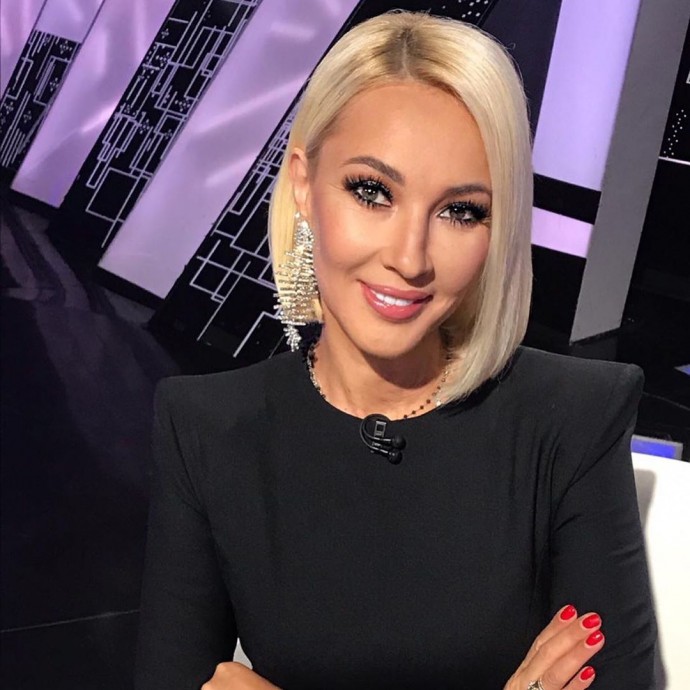 Лера Кудрявцева призналась, что родила сына, испугавшись за здоровье