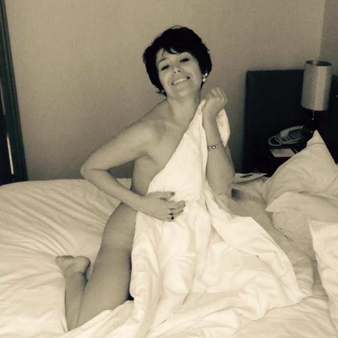 46-летняя Екатерина Волкова голым снимком поздравила любовника