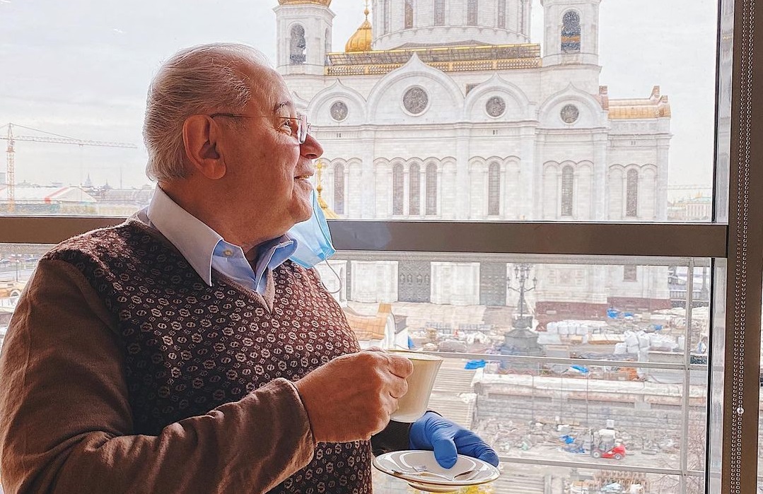 Евгений Петросян признался, что надеется на то, что его дочь и сын никогда не встретятся