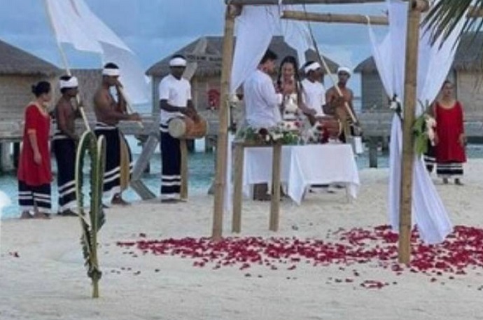 Ольга Бузова и Давид Манукян сыграли свадьбу на Мальдивах