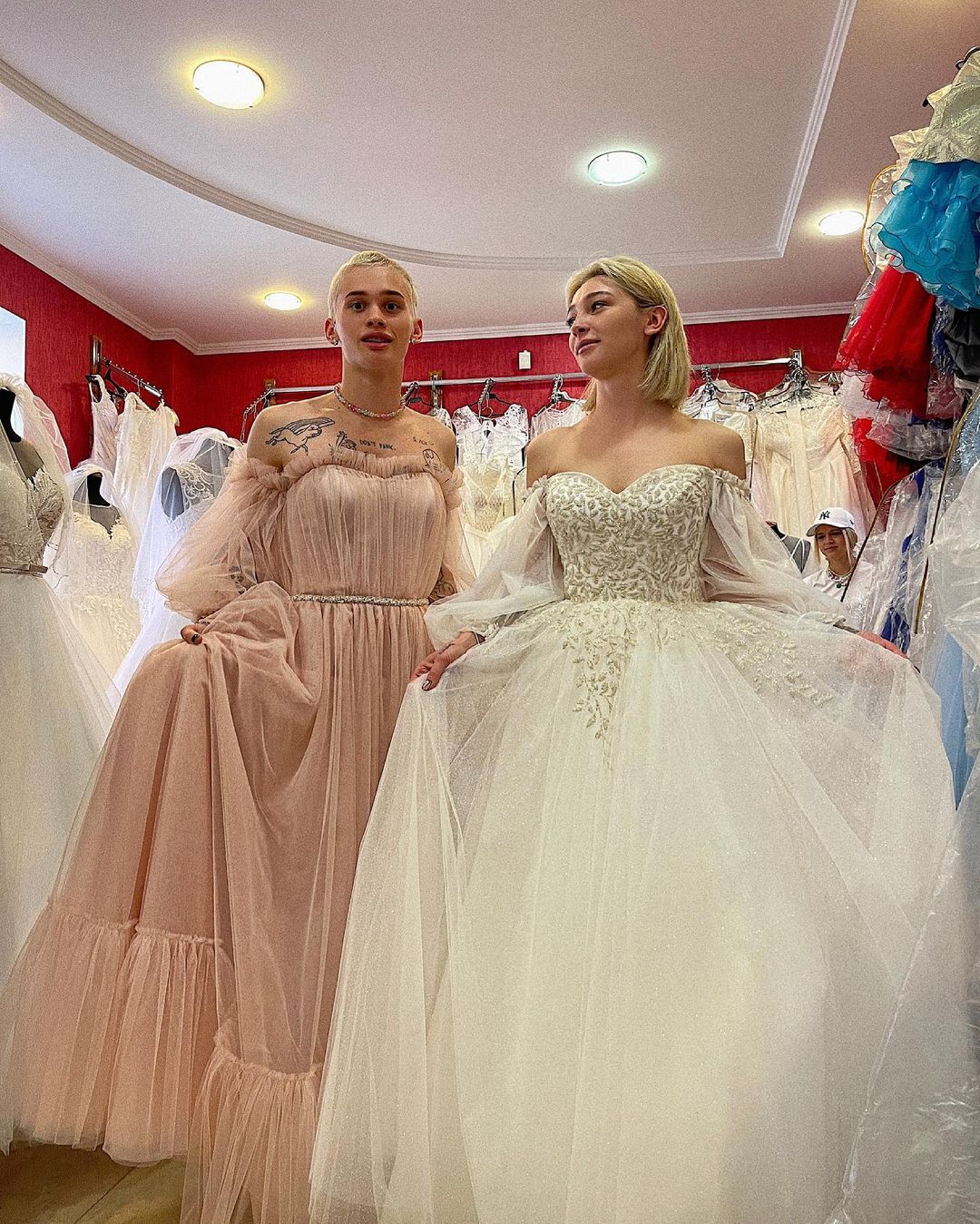 Как Настя Ивлеева уговорила Даню Милохина надеть свадебное платье
