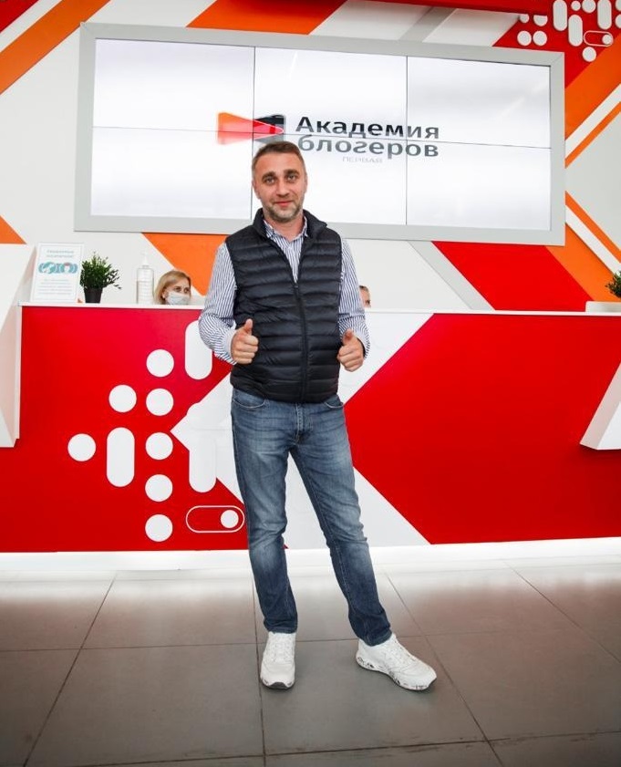 «Блогинг – это профессия!»: Георгий Балоянц рассказал о первой в России «Академии блогеров»