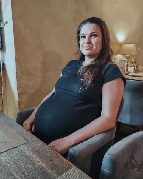 Участница «Битвы экстрасенсов» 44-летняя Виктория Райдос родила ребёнка 