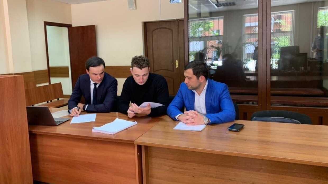 Устроившему массовое ДТП блогеру Эдварду Билу вынесен приговор