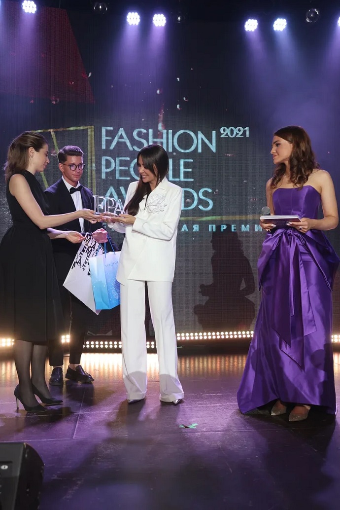 Награда за смелость: Наталья Зубарева стала одним из победителей на премии Fashion People Awards 2021