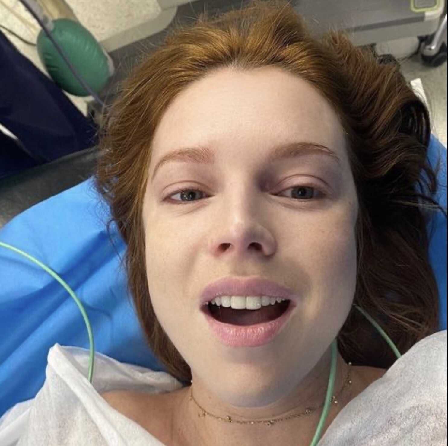 Natalia Podolskaya shared a selfie in which she writhes during childbirth