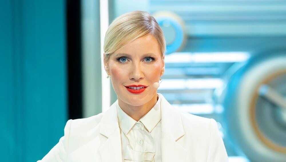 Елена Летучая объяснила, почему из школы Останкино со скандалом отчислили нескольких студентов