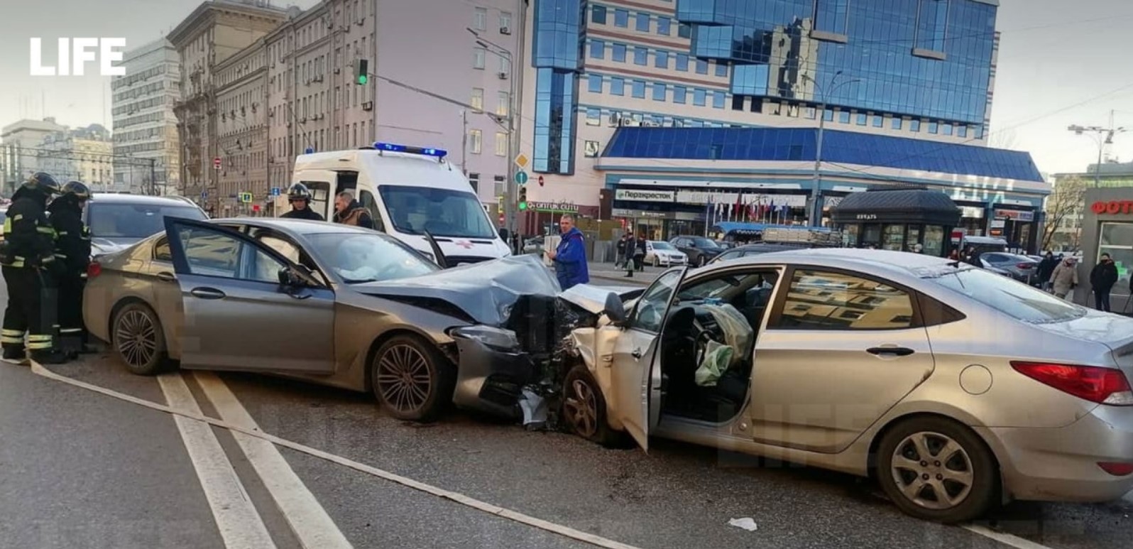 Елена Сафонова попала в серьезное ДТП в центре Москвы