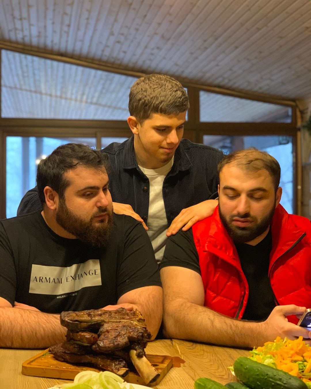 Друг погибшего в автокатастрофе Саида Губденского возмущен поведением его соотечественников