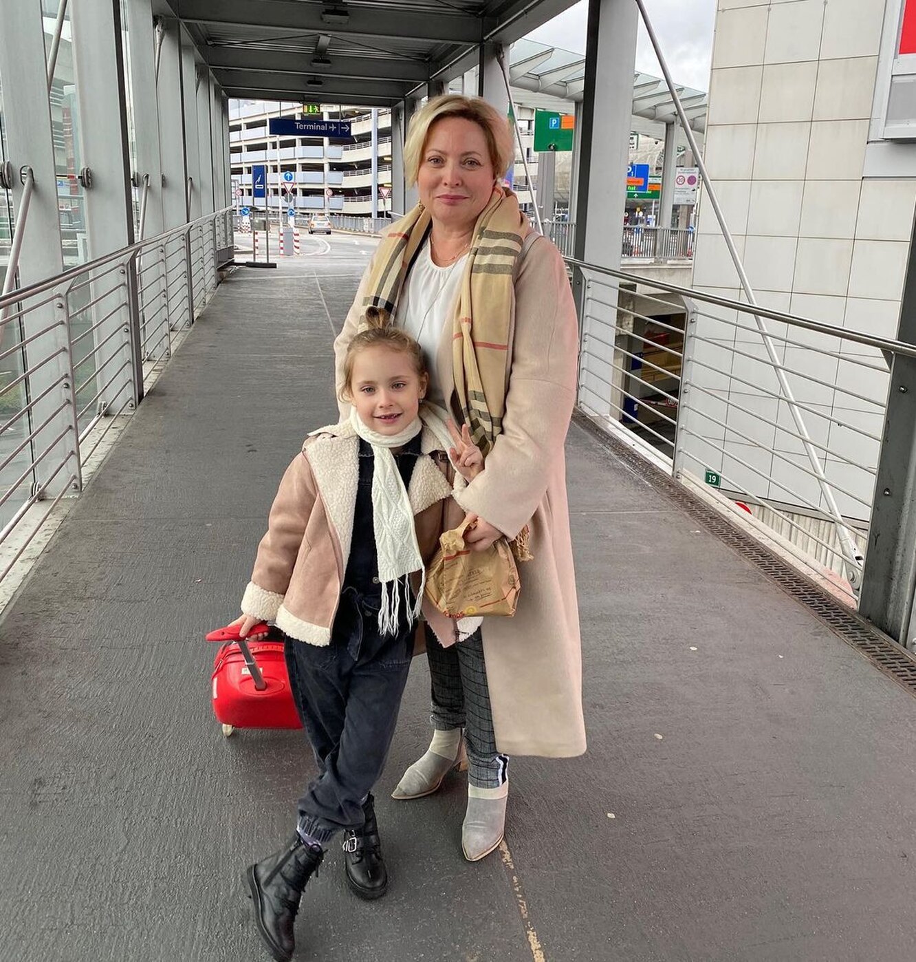 Светлана Пермякова рассказала, что ее дочь ездит в школу на общественном транспорте