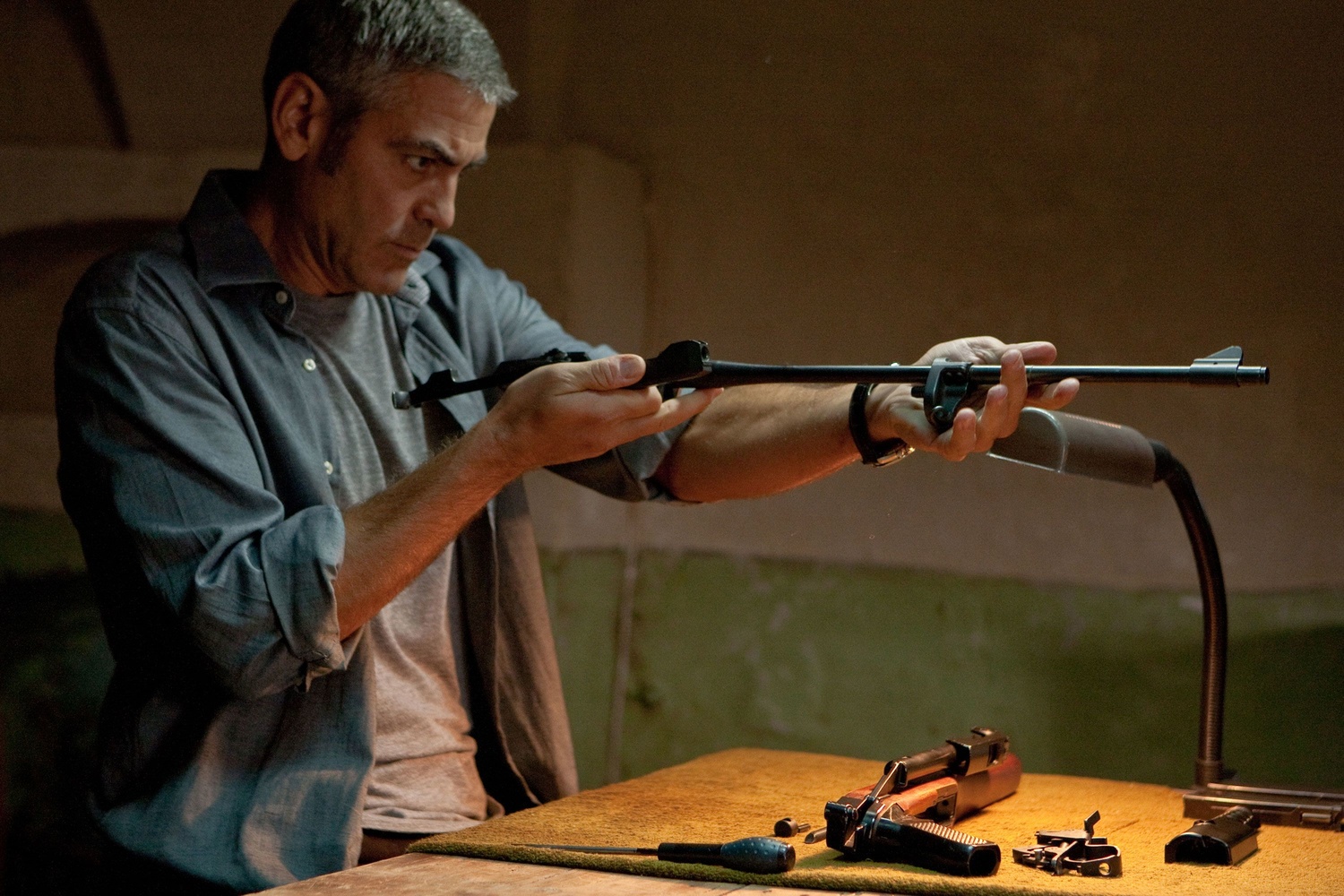 Джордж Клуни упрекнул Алека Болдуина в непрофессионализме