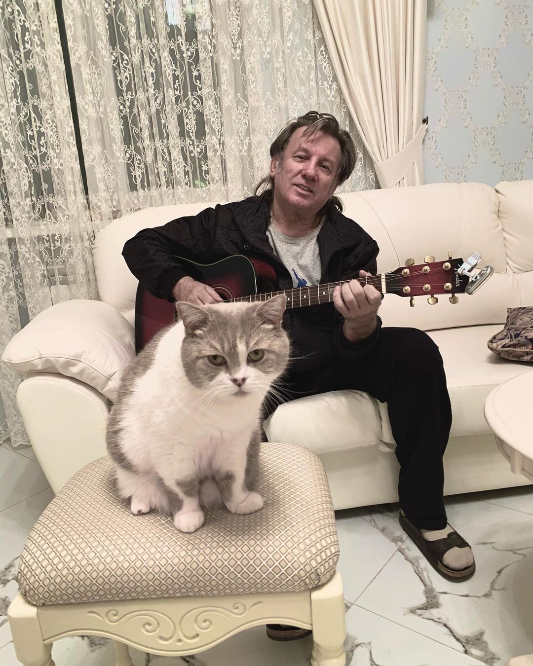 Юрий Лоза пожаловался на маленькую пенсию 

