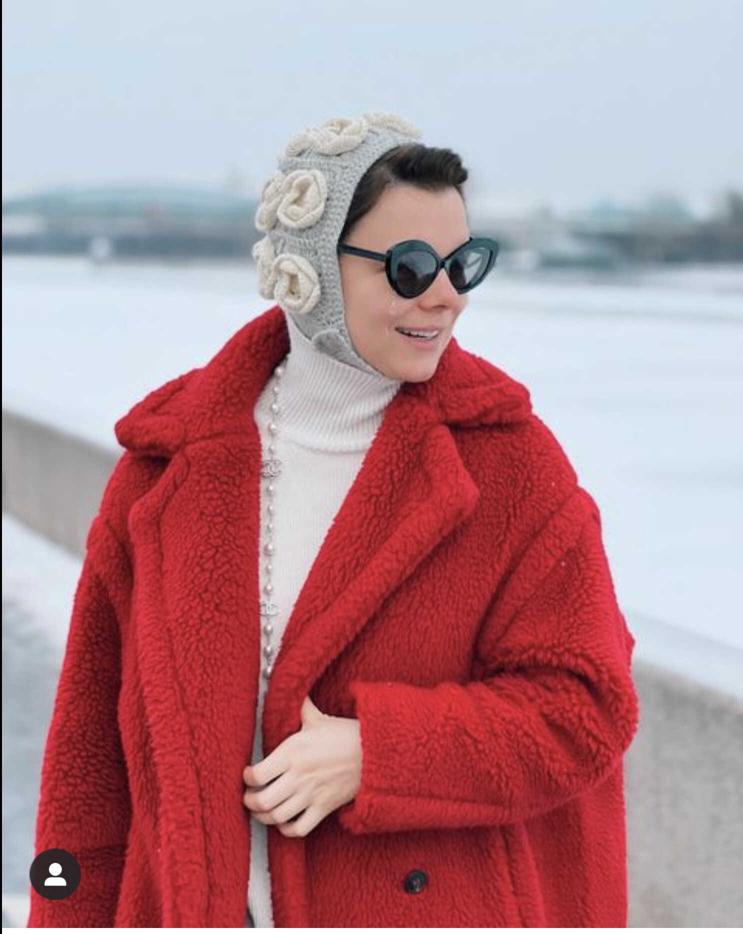 Татьяна Брухунова начала Новый год с нового наряда, который в сети посчитали «придурковатым»