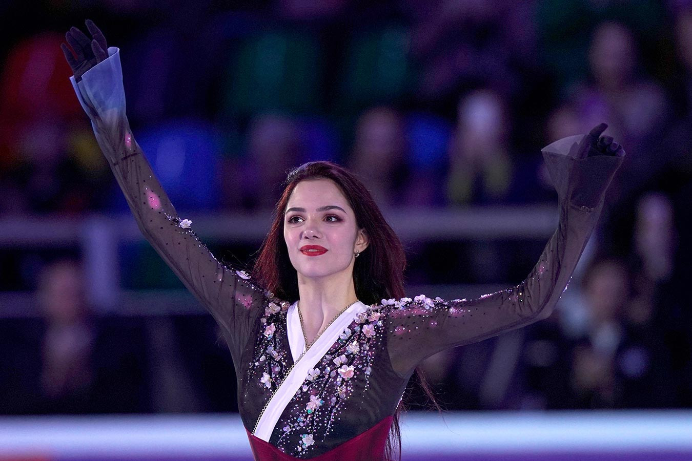 Evgenia Medvedeva spoke about her relationship with Dania Milokhin after the Ice Age show