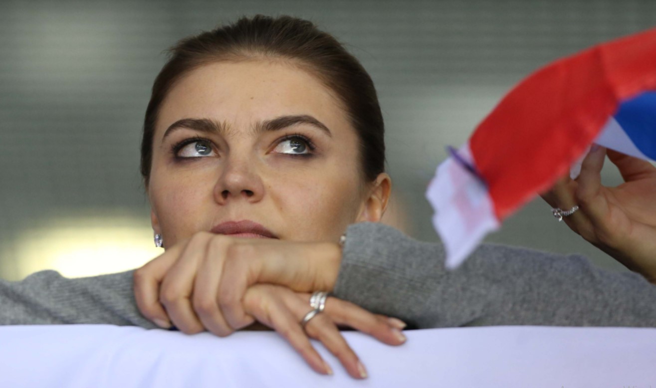 Алина Кабаева не стала сдерживать эмоций во время обращения к руководству мирового спорта из-за санкций против российских паралимпийцев 