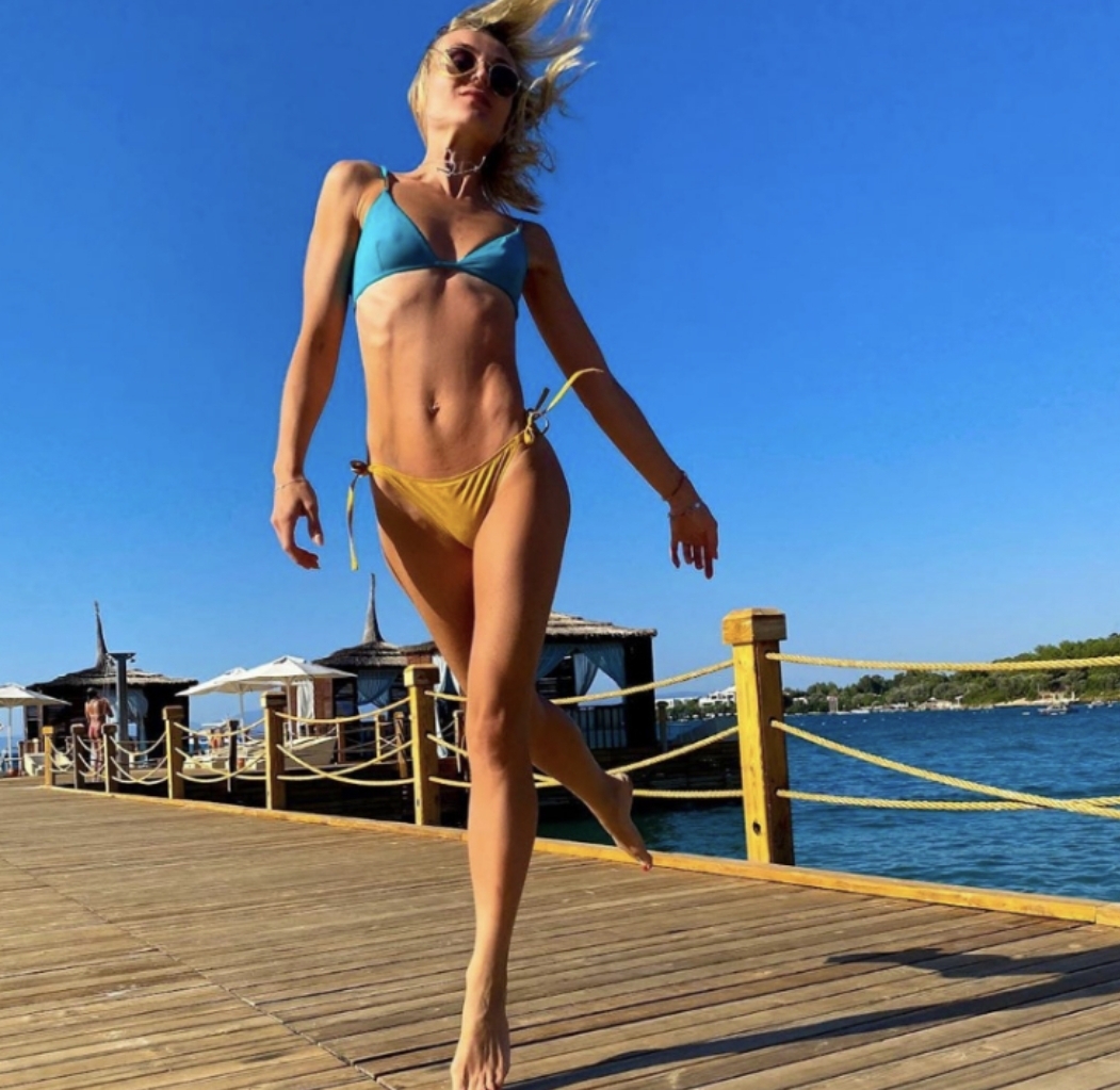Polina Gagarina published a frame while relaxing on a luxury yacht in Dubai