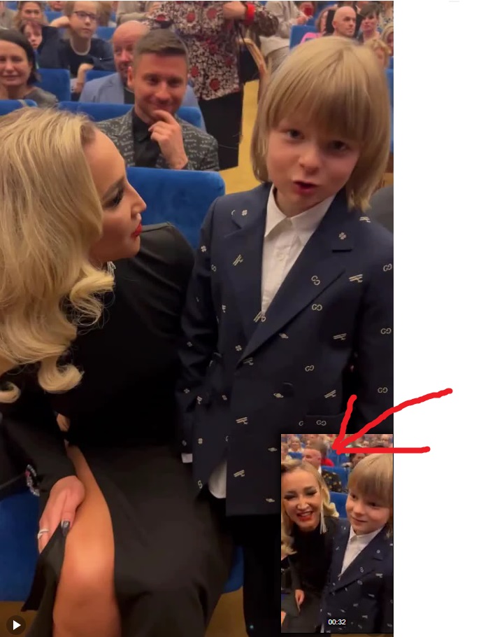 Ольга Бузова рассекретила спутника Сергея Лазарева на юбилейном концерте Филиппа Киркорова Ольга Бузова рассекретила спутника Сергея Лазарева на юбилейном концерте Филиппа Киркорова