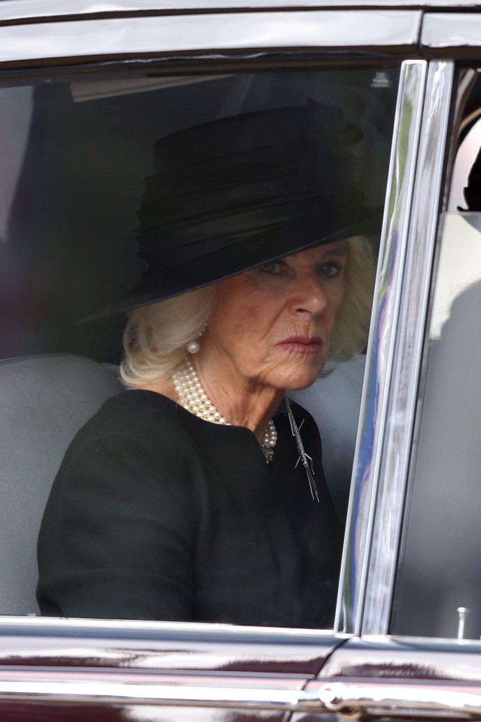Очередной скандал в королевской семье: Престолонаследник Принц Уильям и его жена Кейт Миддлтон могут оказаться «за бортом»