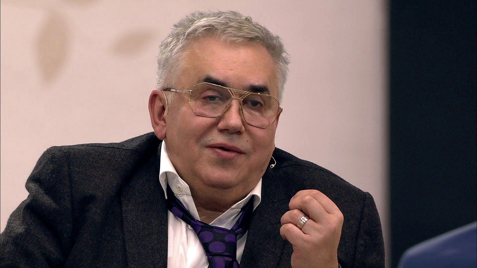 "Дремучая как тундра": Стас Садальский раскритиковал Настю Ивлееву
