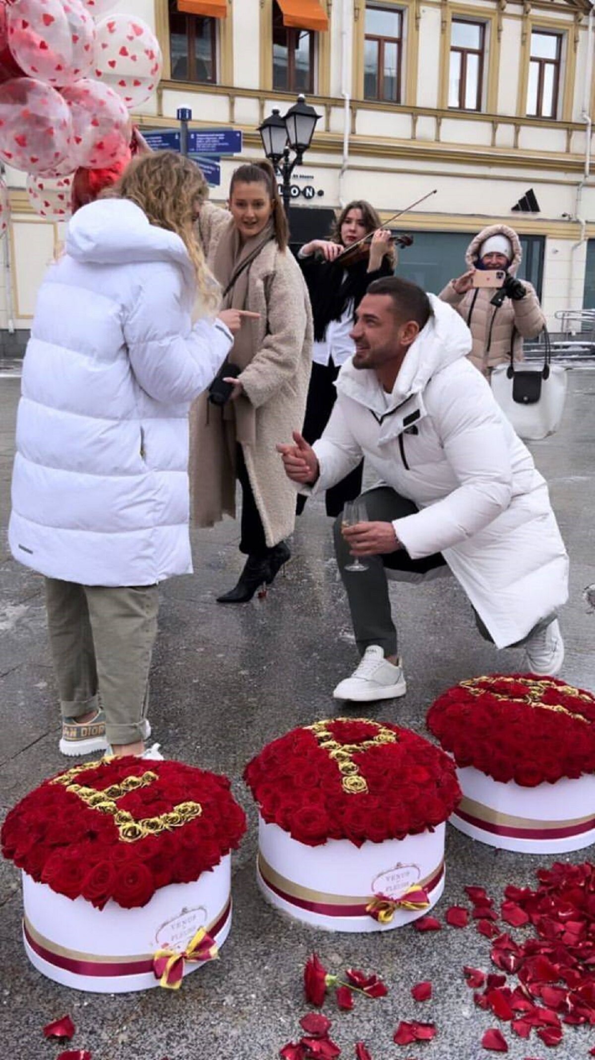 «Вой на всю округу»: Курбан Омаров сделал предложение своей молодой любовнице Валерии