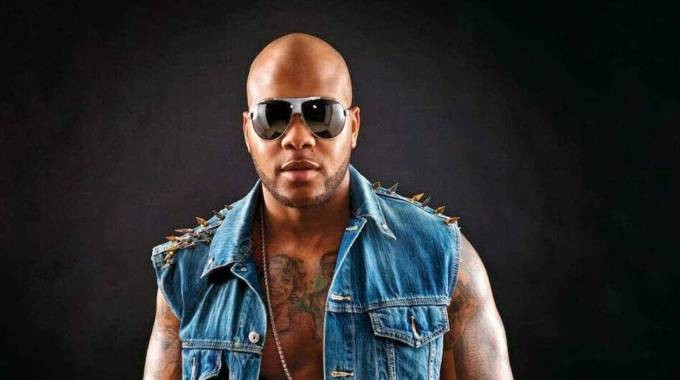 Сын рэпера Flo Rida выпал из окна