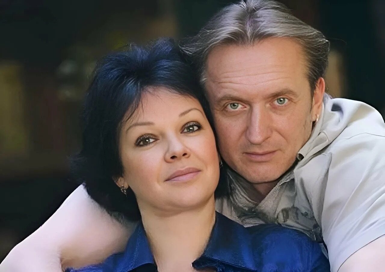 «Крыса!»: Елена Валюшкина рассказала о гнусных выходках своих бывших мужей