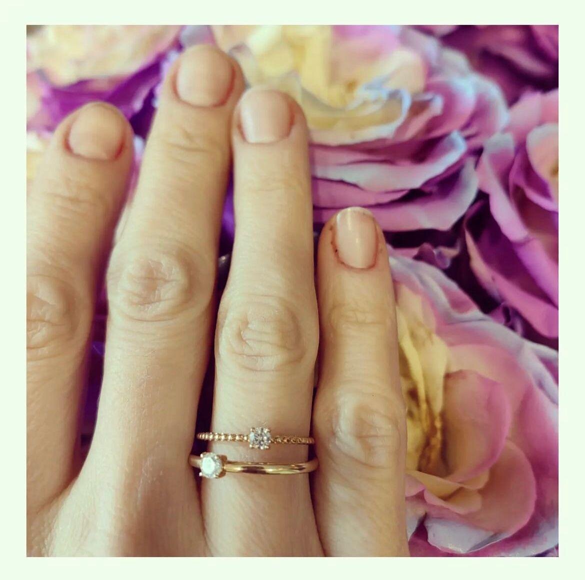 «Я невеста»: Валерия Ланская выходит замуж и хвастается кольцом и грязными неухоженными ногтями