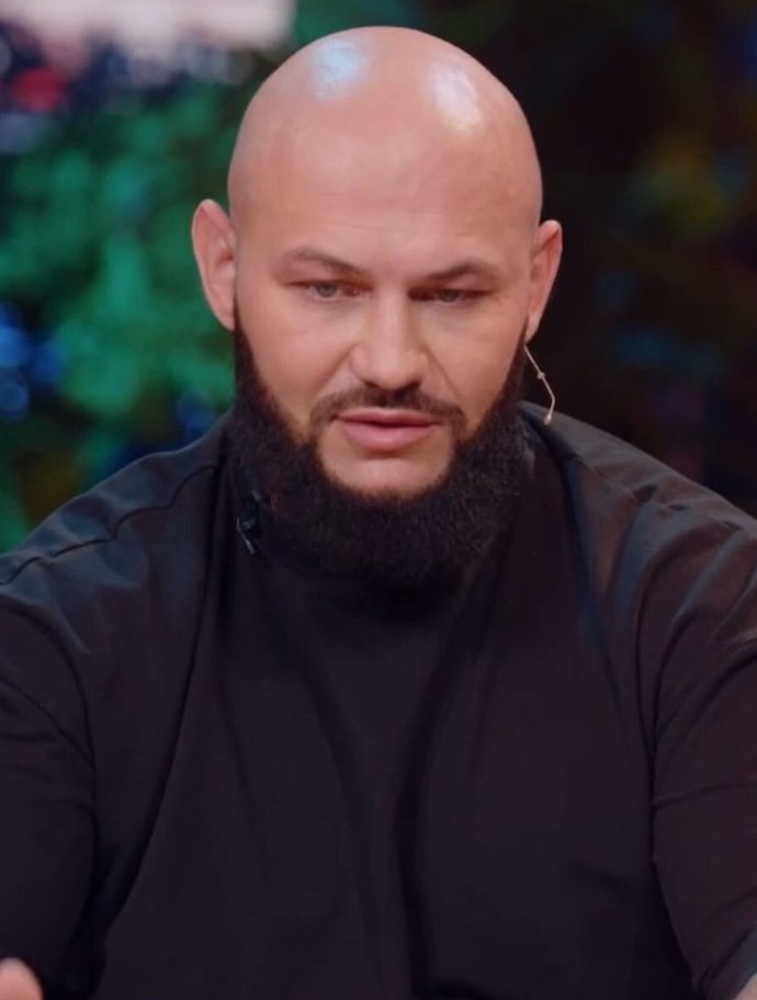 «Увлечение Оксаны мне не нравится»: после слухов о разводе рэпер Джиган рассказал, что его не устраивает в жене Оксане Самойловой 