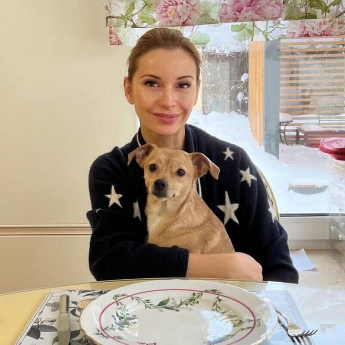 Телеведущая Ольга Орлова рассказала, что стала жертвой мошенничества и «попала» на 25 тысяч рублей