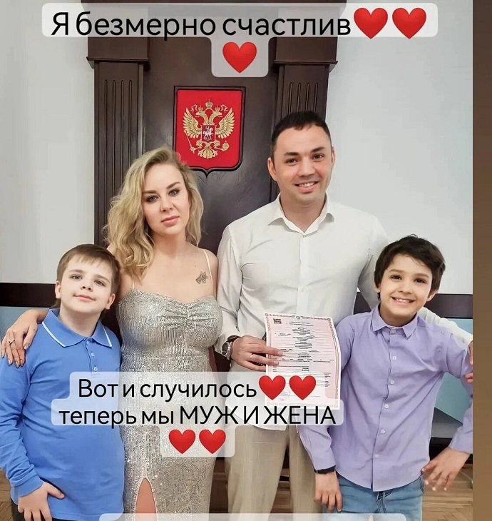 «Теперь мы по-настоящему муж и жена»: звезда «Дома-2» Александр Гобозов обвенчался с беременной женой. Фото