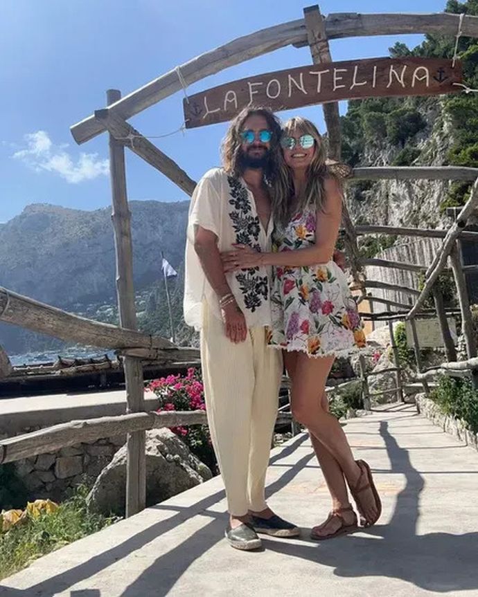 "Горячая годовщина в бикини": Хайди Клум развлекается в Италии со своим мужем в честь годовщины их свадьбы. ТОП фото супермодели в нижнем белье для модных журналов