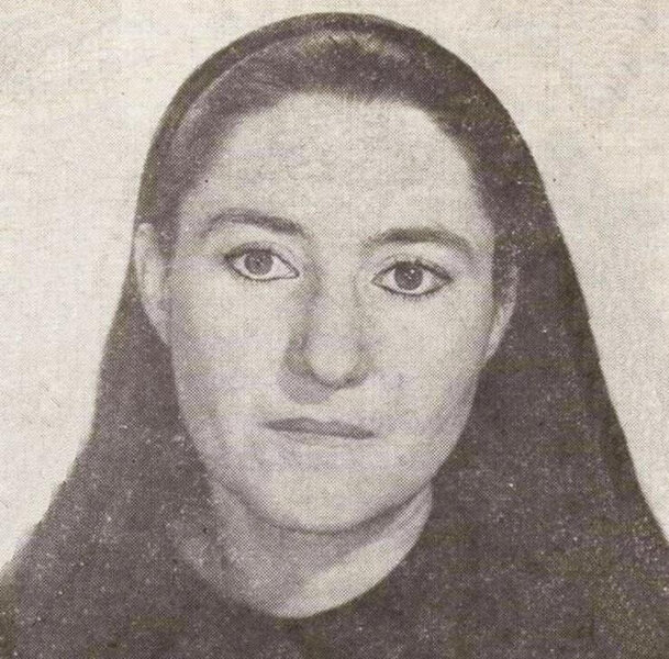 Певица Анастасия объяснила, почему считает, что её мать убили врачи психиатрической клиники