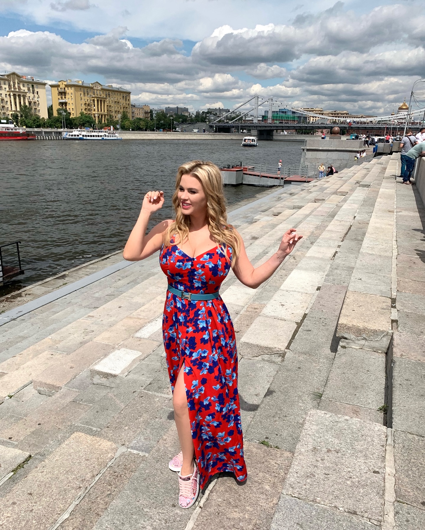 Ирина Дубцова и Анна Семенович продемонстрировали чудеса похудения