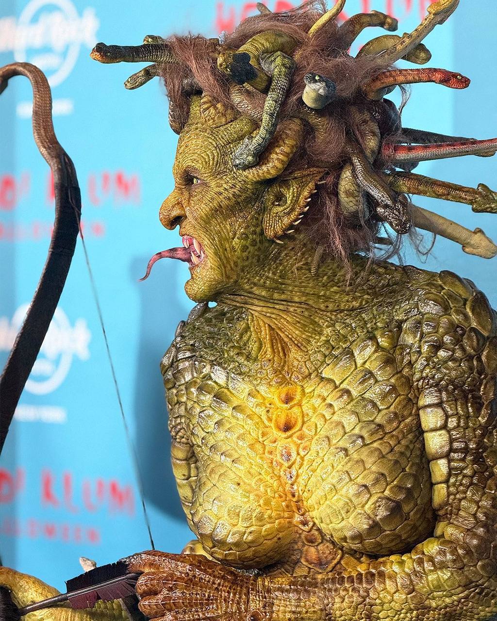 Хайди Клум обещала на Хеллоуин мерзкий образ и свое обещание выполнила