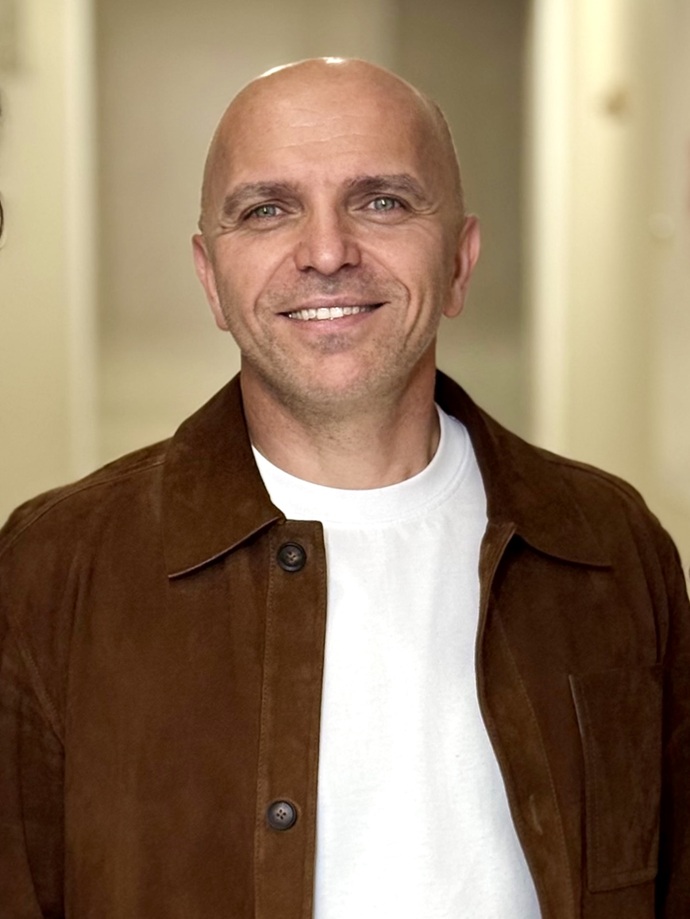 Участник проекта «Шоу Абхазии» Абзагу Цвижба презентовал трек «Мама»