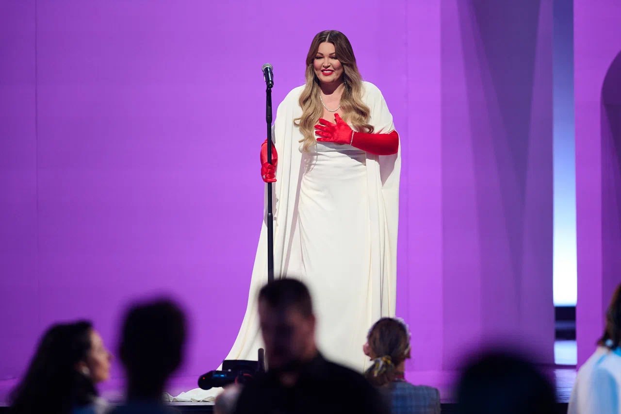 Похудевшая Ирина Дубцова демонстрирует на мальдивских пляжах чудеса акробатики 