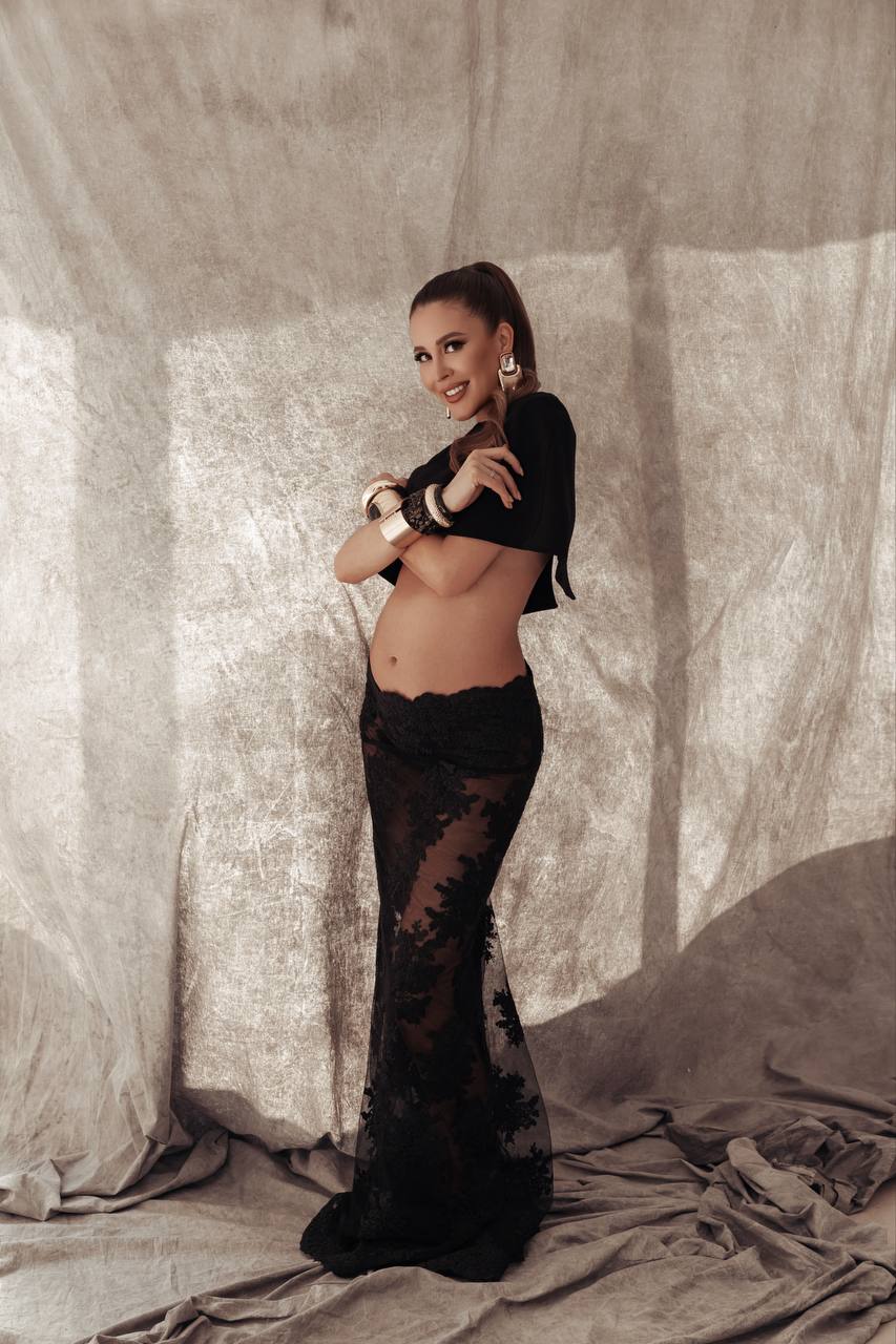 Ольга и Анна Бузовы активно набирают вес, но по разным причинам Ольга и Анна Бузовы активно набирают вес, но по разным причинам