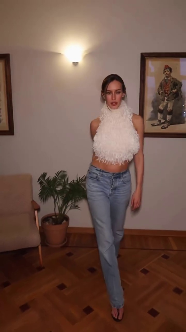 Валя Иванова намекнула на ориентацию Тимати